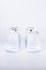 THE FULLY WHITE SNEAKERS - Vibes Fashion
